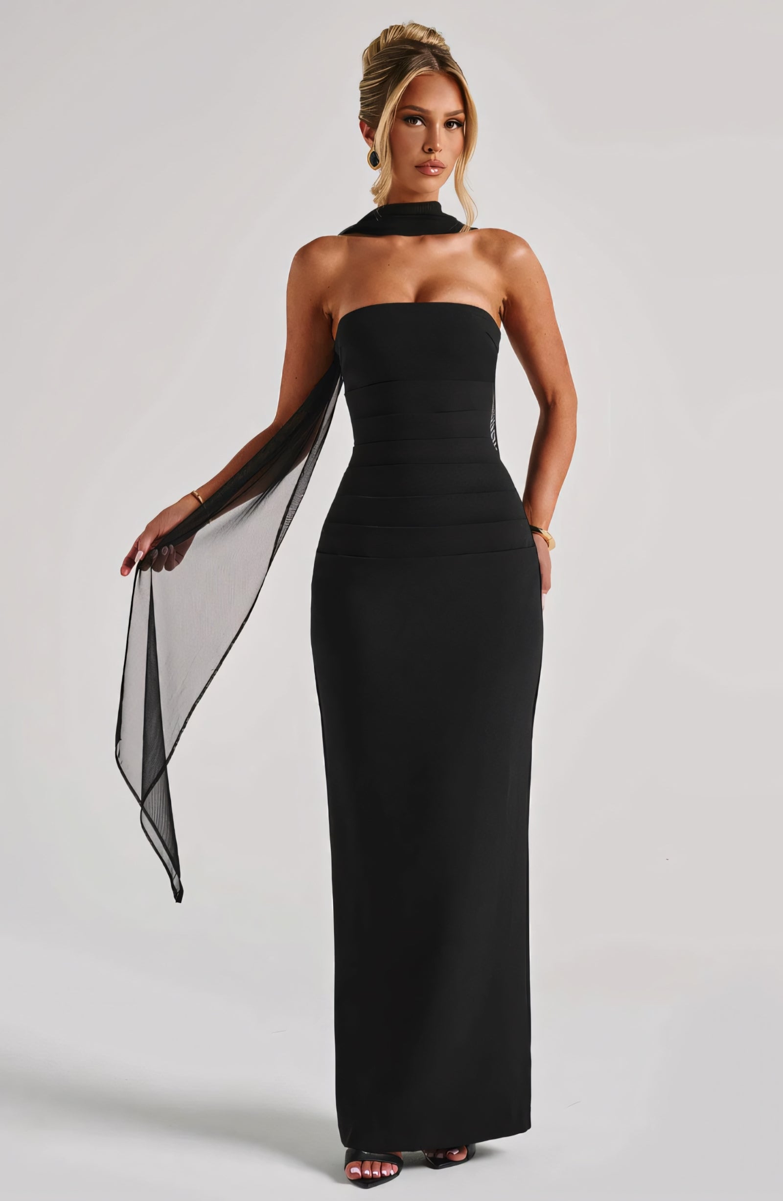 ARIA MAXI DRESS - BLACK