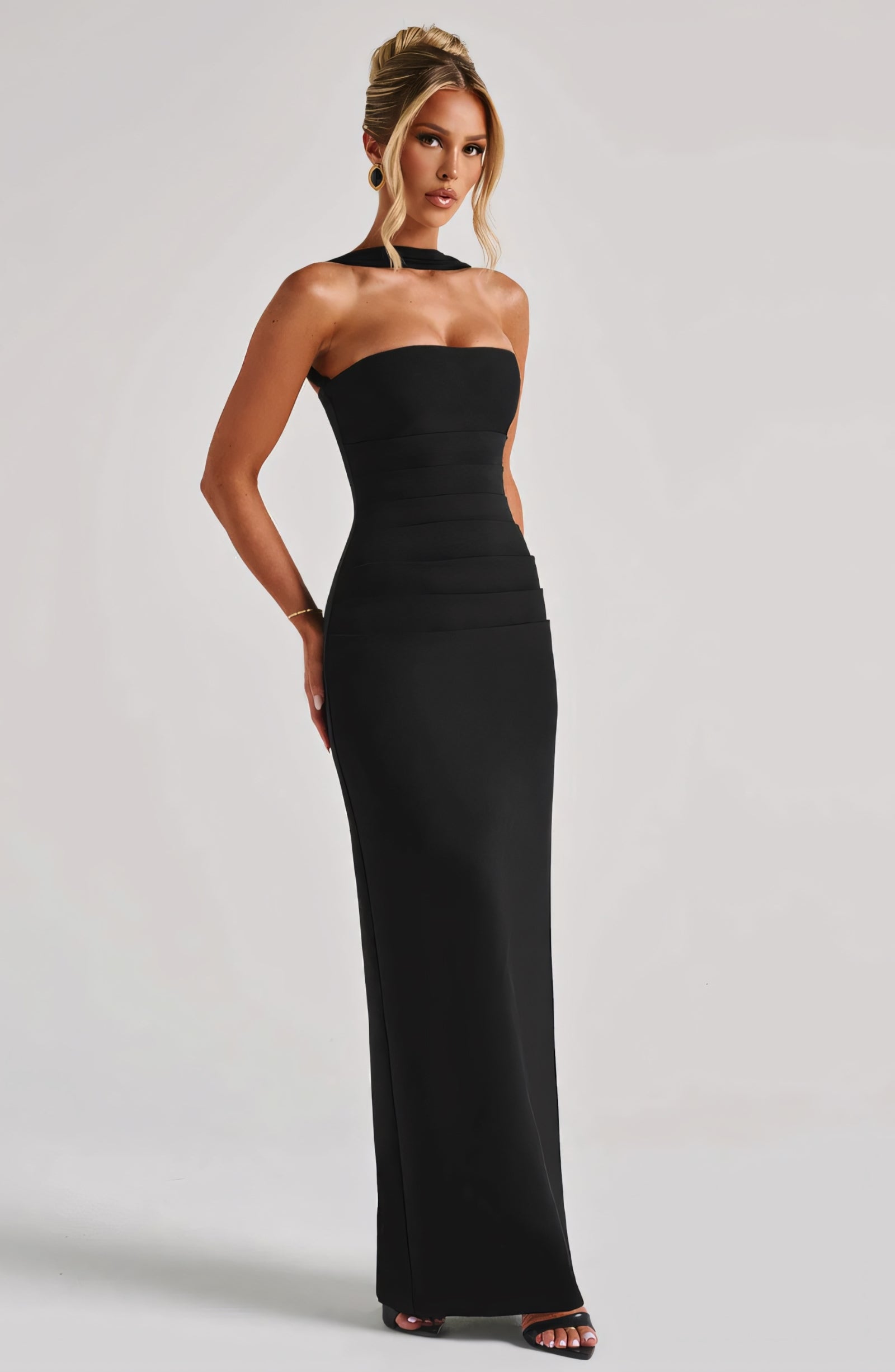 ARIA MAXI DRESS - BLACK