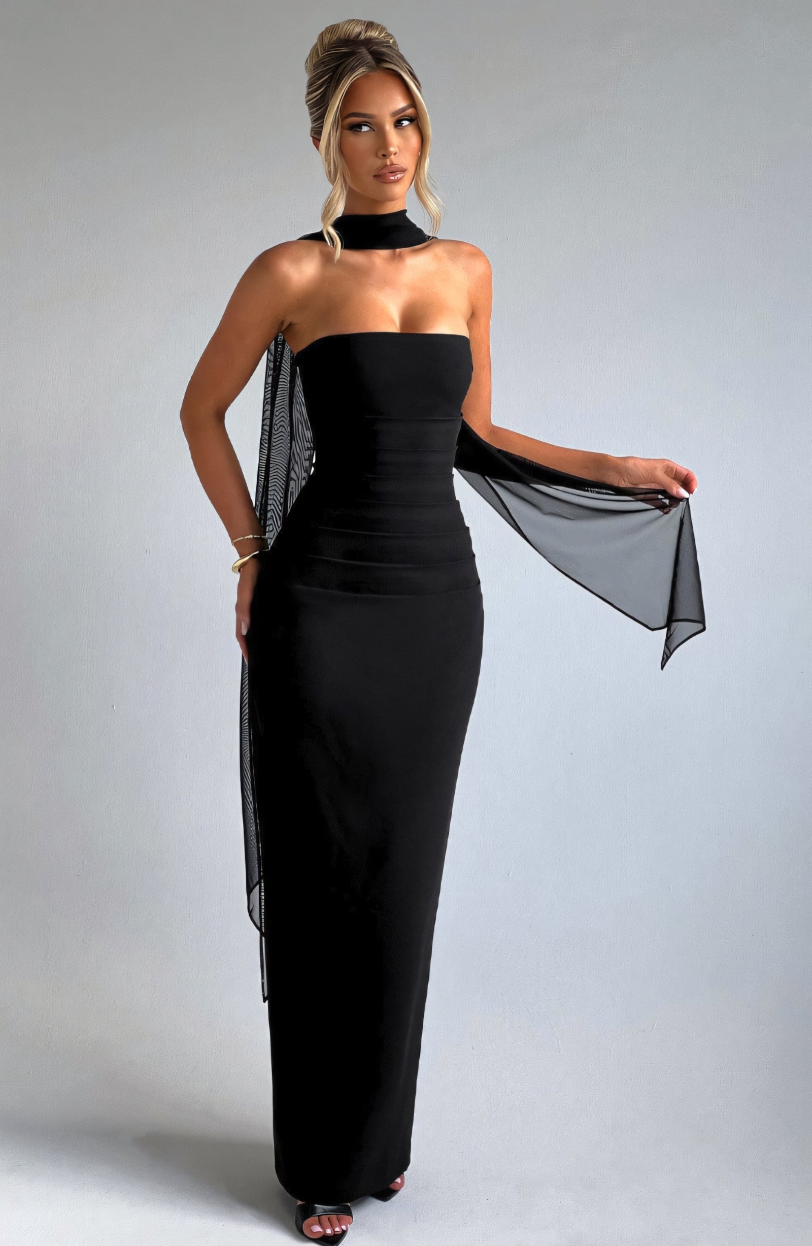 ARIA MAXI DRESS - BLACK